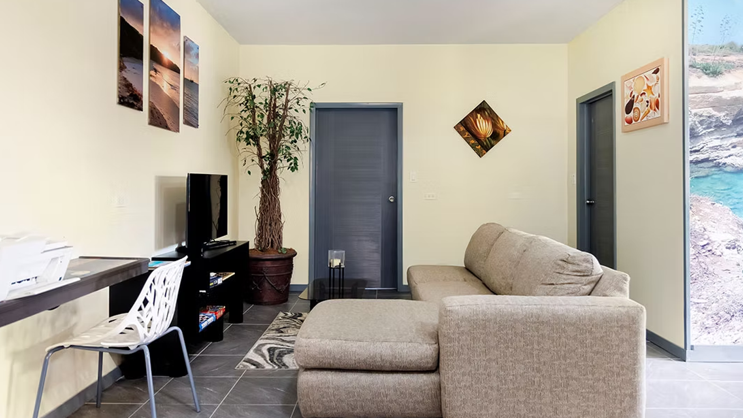 Elleamau Vacation Home