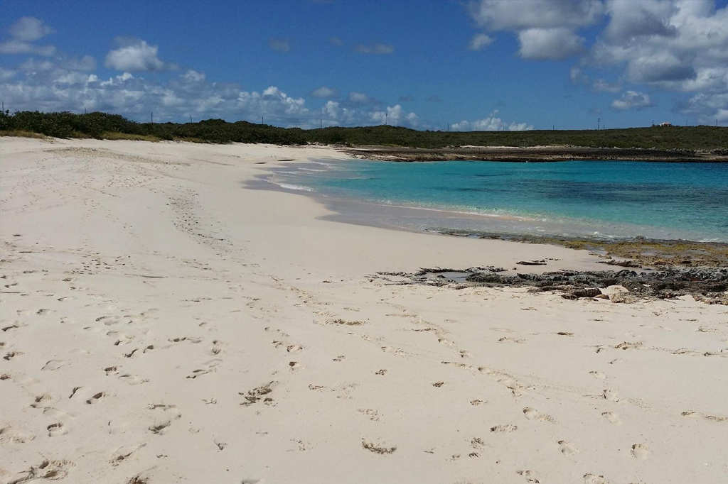 Captains Bay, Anguilla