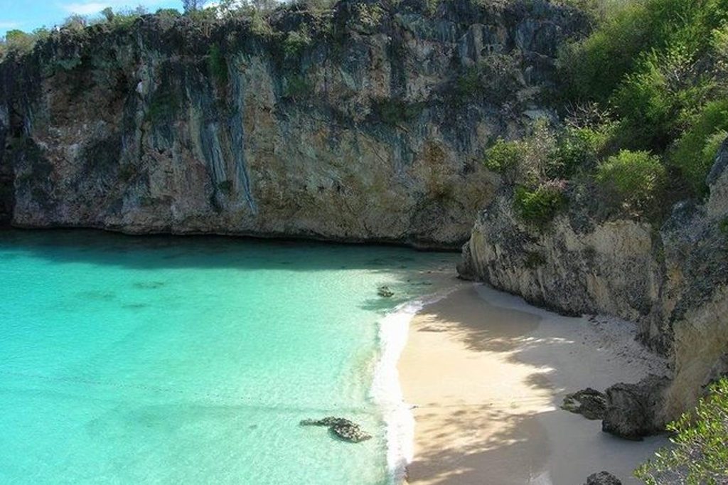 Little Bay, Anguilla